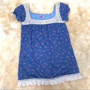 BUFFALO blue floral flower crochet trim flowy top blouse cap sleeve shirt